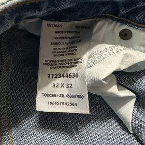 32x32 woman’s boot cut wrangler jeans